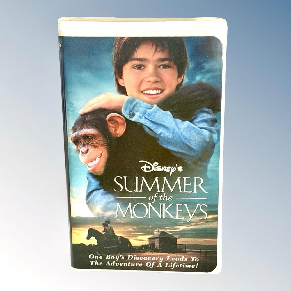 Disney Summer of the Monkeys VHS 1998 Wilford Brimley Corey Sevier Clamshell